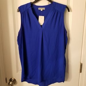 Sleeveless blouse